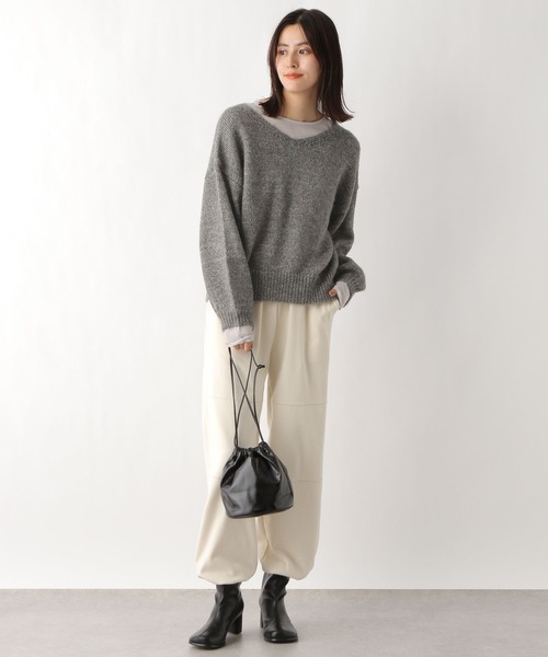LEPSIM（レプシィム）の「3ゲージラメVネックプルオーバー　983140（ニット/セーター・レディース・グレー/アイボリー/ピンク・FREE）」の10枚目の写真