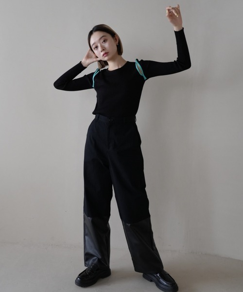 Uenui（ウニュイ）の「フェイクレザー スウィッチング パンツ