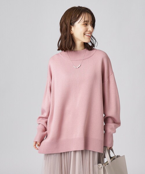 SHOO・LA・RUE(シューラルー)の「◆【洗える】ワイドシルエット スリット入り 前後差ハイネックニット(ニット/セーター・レディース・ライトグレー系9/イエロー系その他/ピンク系/ブルー系その他/アイボリー系2・00)」の16枚目の写真