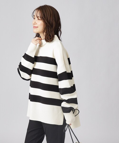 SHOO・LA・RUE(シューラルー)の「◆【洗える】ワイドシルエット スリット入り 前後差ハイネックニット(ニット/セーター・レディース・ライトグレー系9/イエロー系その他/ピンク系/ブルー系その他/アイボリー系2・00)」の20枚目の写真