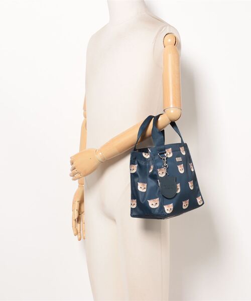 PAUL & JOE ACCESSOIRES（ポールアンドジョーアクセソワ）の「【PAUL & JOE ACCESSOIRES /ポール アンド ジョー アクセソワ 】 ヌネット総柄 ランチトート（トートバッグ・レディース・ピンク/ベージュ/ネイビー・FREE）」の8枚目の写真