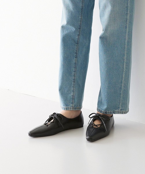 menue（メヌエ）の「レースアップ フラットリボンパンプス（パンプス・レディース・ブラック/アイボリー・L/S/3L/SS/M/LL）」の22枚目の写真
