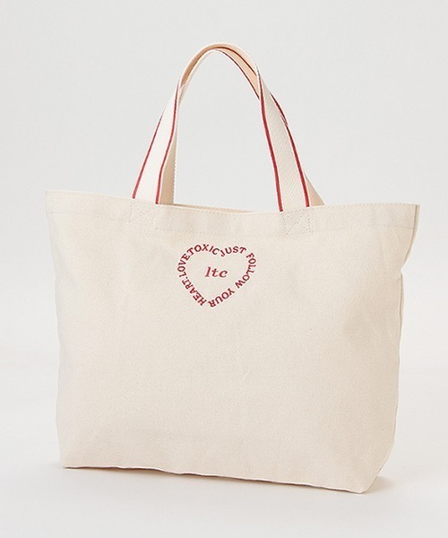 LOVETOXIC(ラブトキシック)の「ハート刺しゅう横型トート(バックパック/リュック・キッズ・ブラック/エメラルド/レッド/アイボリー/ラベンダー・FREE)」の5枚目の写真