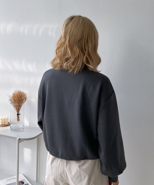 AS KNOW AS plus（アズノゥアズプラス）の「◎Wジップダンボール　ワンポイント刺繍ブルゾン（ジャージ・レディース・オフホワイト/チャコールグレー/グレイッシュベージュ・FREE）」の20枚目の写真