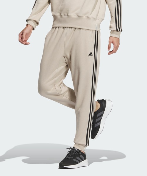 adidas(アディダス)の「エッセンシャルズ プラス レギュラーフィット スリーストライプス フレンチテリー カフパンツ / アディダス adidas(その他パンツ・メンズ・ブルー/グレー/ブラック/ベージュ/グリーン/グリーン系その他/ブラウン・SMALL/X-SMALL/XX-LARGE/3XL/LARGE/MEDIUM/X-LARGE)」の4枚目の写真