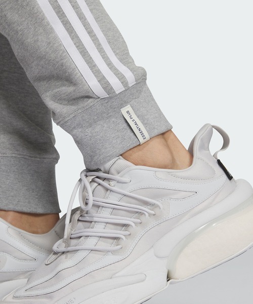 adidas(アディダス)の「エッセンシャルズ プラス レギュラーフィット スリーストライプス フレンチテリー カフパンツ / アディダス adidas(その他パンツ・メンズ・ブルー/グレー/ブラック/ベージュ/グリーン/グリーン系その他/ブラウン・SMALL/X-SMALL/XX-LARGE/3XL/LARGE/MEDIUM/X-LARGE)」の14枚目の写真