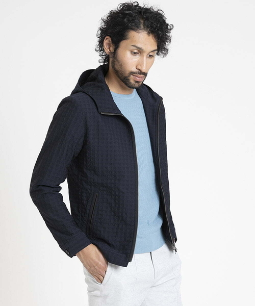 MICHEL KLEIN HOMME (ミッシェルクランオム)の「千鳥柄フードブルゾン(ブルゾン・メンズ・ネイビー/グレー・MEDIUM/LARGE/X-LARGE)」の2枚目の写真