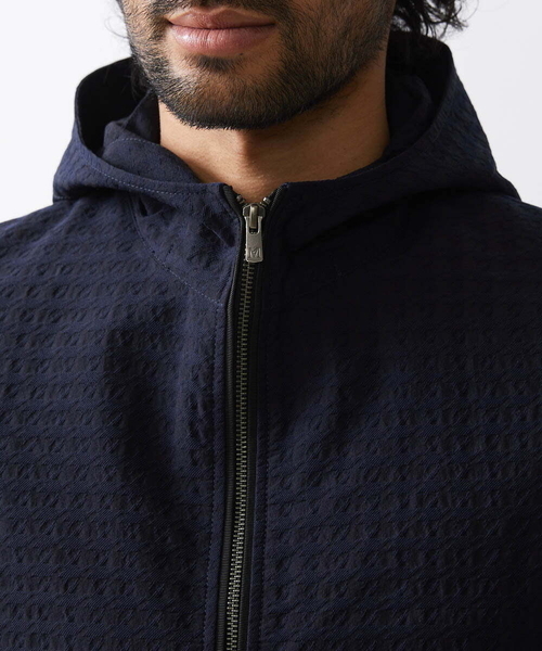 MICHEL KLEIN HOMME (ミッシェルクランオム)の「千鳥柄フードブルゾン(ブルゾン・メンズ・ネイビー/グレー・MEDIUM/LARGE/X-LARGE)」の5枚目の写真
