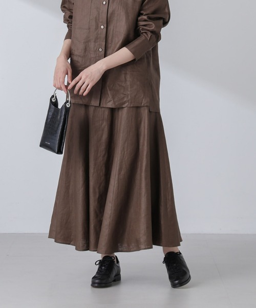 NANO universe(ナノユニバース)の「リネンフレアスカート(セットアップ可)(スカート・レディース・ブラウン/ブルー/イエロー/レッド・M/S)」の5枚目の写真