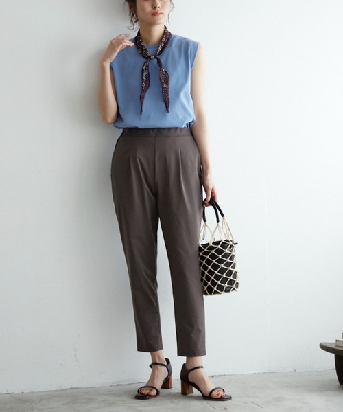 Tuche(トゥシェ)の「Tuche/トゥシェ ストレッチパンツ テーパード ライトテックストレッチメッシュ(その他パンツ・レディース・ブラック/グレー/ネイビー/ダークブラウン・MEDIUM/LARGE)」の2枚目の写真