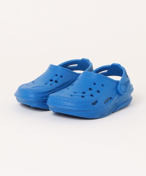 crocs（クロックス）の「《crocs》ｸﾛｯｸｽ ｷｯｽﾞ ｵﾌ ｸﾞﾘｯﾄﾞ ｸﾛｯｸﾞ（サンダル・キッズ・ブラック/ライトピンク/グレー/ブルー・18.5cm/19.0cm/19.5cm/20.0cm/21.0cm/18.0cm）」の3枚目の写真