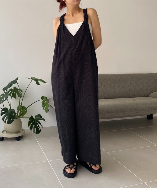 CAPRICIEUX LE'MAGE(カプリシューレマージュ)の「カットジャガードロンパース(つなぎ/オールインワン・レディース・オフホワイト/ブラック・FREE)」の12枚目の写真