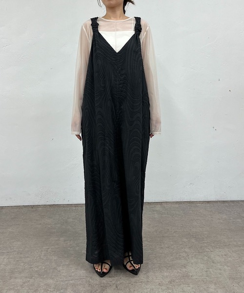 CAPRICIEUX LE'MAGE(カプリシューレマージュ)の「カットジャガードロンパース(つなぎ/オールインワン・レディース・オフホワイト/ブラック・FREE)」の17枚目の写真