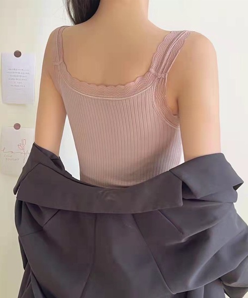 Lace Ladies(レースレディース)の「スカラップ レース Vネック 裏起毛 カップイン キャミソール(キャミソール・レディース・グレー/ブラック/ピンク/ブラウン・FREE)」の8枚目の写真