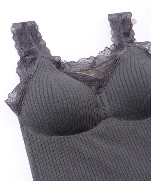 Lace Ladies(レースレディース)の「スカラップ レース Vネック 裏起毛 カップイン キャミソール(キャミソール・レディース・グレー/ブラック/ピンク/ブラウン・FREE)」の12枚目の写真