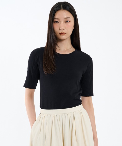 PUBLIC TOKYO（パブリックトウキョウ）の「リラックススリムフライスハーフスリーブTシャツ（Tシャツ/カットソー・レディース・ホワイト/ベージュ/ブラック・1/2）」の16枚目の写真