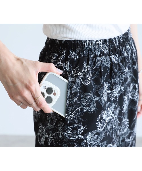 reca（レカ）の「総柄フラワーパンツ（その他パンツ・レディース・アイボリー/ブラック・FREE）」の13枚目の写真