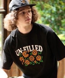mt9095- GERBERA ARCH EMB HEAVY WEIGHT-T Tシャツ
