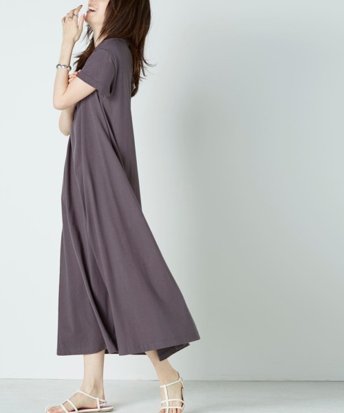 nissen（ニッセン）の「【汗じみ対策・UVカット加工】綿100％Aラインカットソーワンピース（ロング丈）（ワンピース・レディース・ネイビー/ライトグレー/チャコール/ピンク・LL/L/M/S）」の6枚目の写真