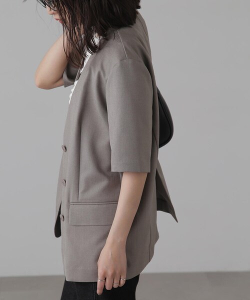 FREE'S MART（フリーズマート）の「◆リネンライクハーフスリーブジャケット（ノーカラージャケット・レディース・グレー/グレー系その他・SMALL/MEDIUM）」の12枚目の写真