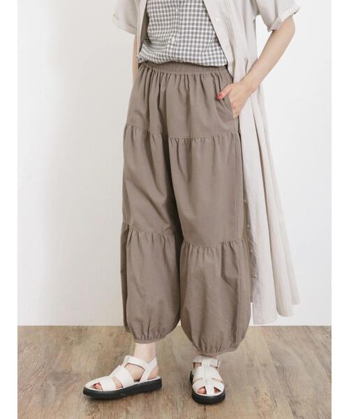 Samansa Mos2（サマンサ モスモス）の「【Lサイズ WEB限定】ティアードバルーンパンツ（その他パンツ・レディース・ベージュ/チャコールグレー/モカ・M/L）」の3枚目の写真