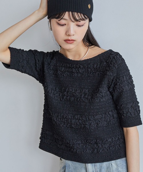 VIS(ビス)の「【洗える】ポコポコジャガードTシャツ(Tシャツ/カットソー・レディース・ブラック/ホワイト・FREE)」の2枚目の写真