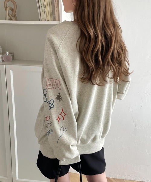 セール】ハンドメイド風刺繍に釘付け。前後2wayランダム袖刺繍裏