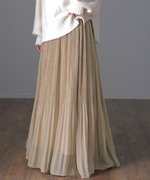 HUG.U(ハグユー)の「裏起毛シフォンロングスカート(スカート・レディース・ダークグリーン/ブラック/ライトベージュ・レギュラー丈/トール丈)」の14枚目の写真