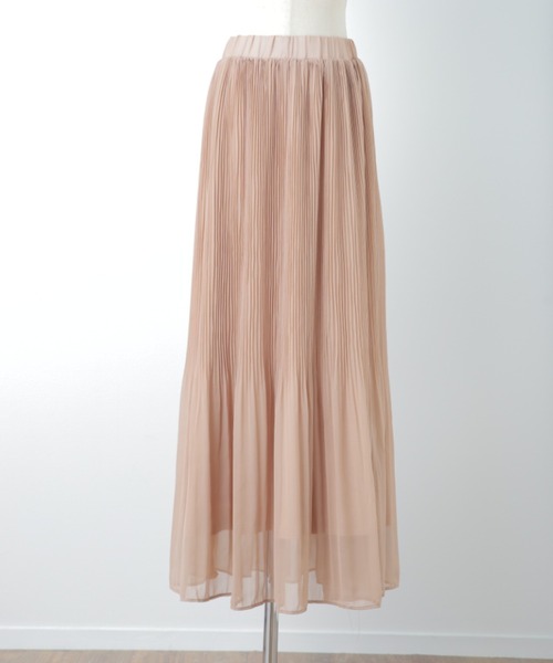 HUG.U(ハグユー)の「裏起毛シフォンロングスカート(スカート・レディース・ダークグリーン/ブラック/ライトベージュ・レギュラー丈/トール丈)」の22枚目の写真