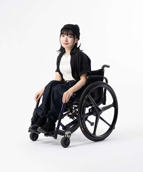 一位　足元凄く太いです WOMEN】座っても立ってもかっこいい！車いすでも動きやすい魔法の