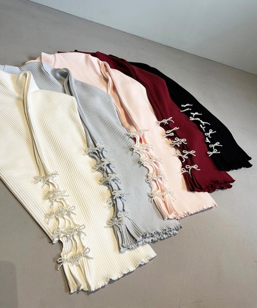 one after another NICE CLAUP(ワンアフターアナザーナイスクラップ)の「袖パールリボンテレコハイネック(Tシャツ/カットソー・レディース・レッド/アイボリー/ブラック/サックスブルー/ベビーピンク・FREE)」の22枚目の写真
