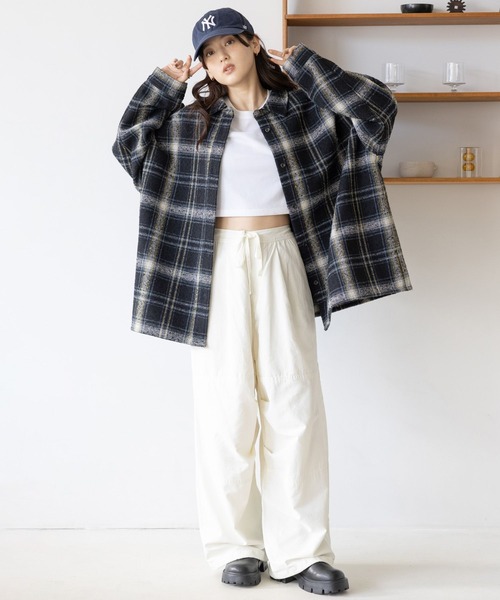 RAGEBLUE（レイジブルー）の「タックパラシュートパンツ（カーゴパンツ・レディース・ブラック/オリーブ/オフホワイト・FREE）」の5枚目の写真