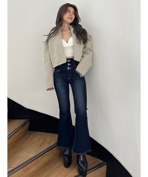 GYDA（ジェイダ）の「フェイクスウェードエンボスブルゾン（ブルゾン・レディース・チャコールグレー/アイボリー・FREE）」の19枚目の写真