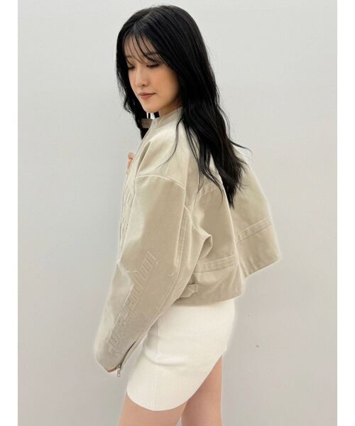 GYDA（ジェイダ）の「フェイクスウェードエンボスブルゾン（ブルゾン・レディース・チャコールグレー/アイボリー・FREE）」の21枚目の写真