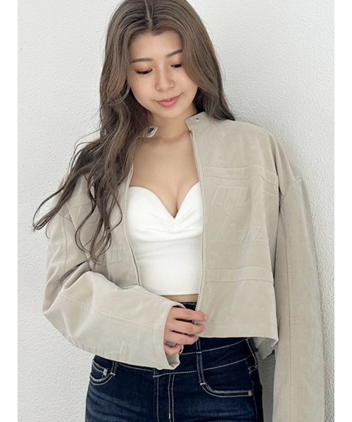 GYDA（ジェイダ）の「フェイクスウェードエンボスブルゾン（ブルゾン・レディース・チャコールグレー/アイボリー・FREE）」の2枚目の写真