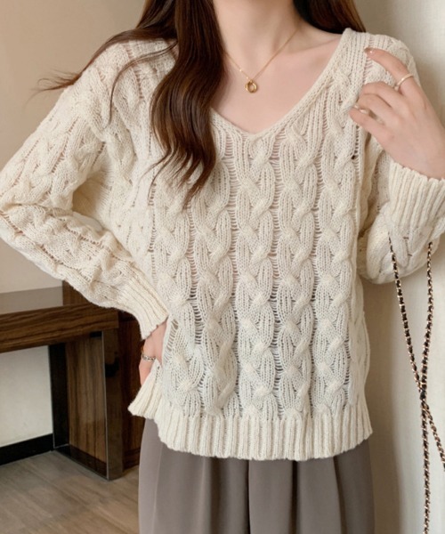 Miniministore(ミニミニストア)の「ケーブル編みニットトップス Vネック春秋(ニット/セーター・レディース・ベージュ/ラベンダー/ホワイト/モカ・FREE)」の7枚目の写真