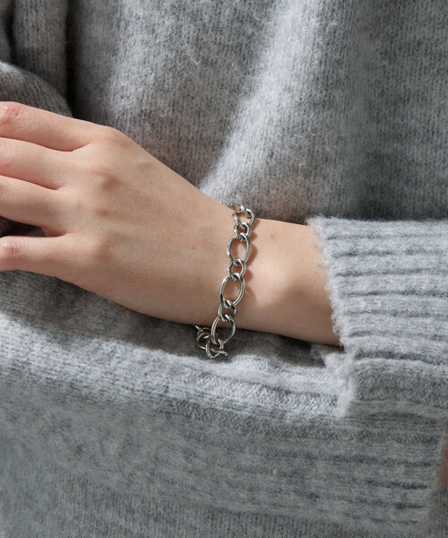 PAPILLONNER（パピヨネ）の「フックチェーンブレスレット（ブレスレット・レディース・ゴールド/シルバー・FREE）」の4枚目の写真