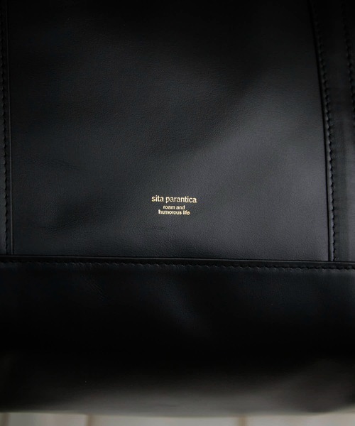 sita parantica（シータパランティカ）の「sita parantica/シータ パランティカ TOTE-Minimal spec.Leather レザートートバック（トートバッグ・レディース・ブラック/オリーブ・FREE）」の14枚目の写真