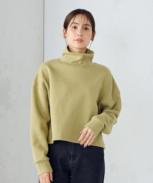 COMME CA ISM（コムサイズム）の「裏起毛　ショート丈　ハイネックトレーナー（スウェット・レディース・グリーン/ベージュ/チャコール/サックスブルー・LARGE/MEDIUM）」の12枚目の写真