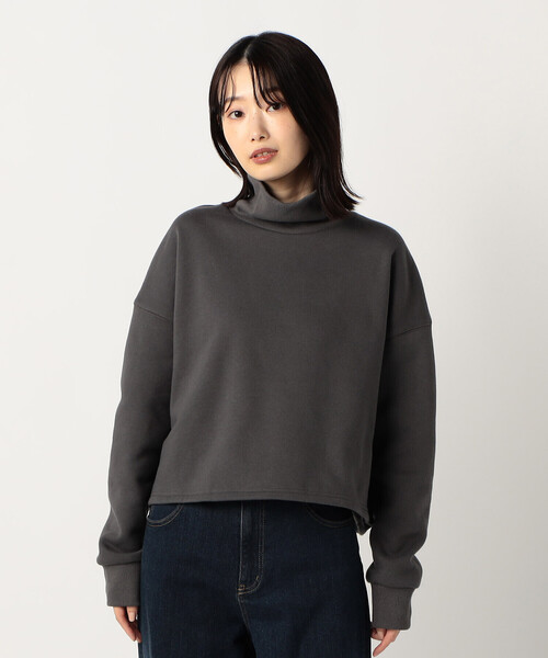 COMME CA ISM（コムサイズム）の「裏起毛　ショート丈　ハイネックトレーナー（スウェット・レディース・グリーン/ベージュ/チャコール/サックスブルー・LARGE/MEDIUM）」の18枚目の写真