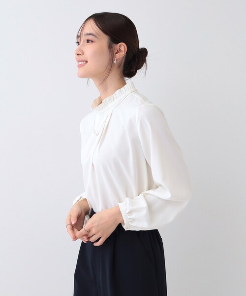未使用✨OHGA オーガ　スタンドフリルシャツ　ブラウス　ホワイト　洗える SHOO・LA・RUE ブラウス シャツ 「S-3L/洗える/セレモニー」さらり