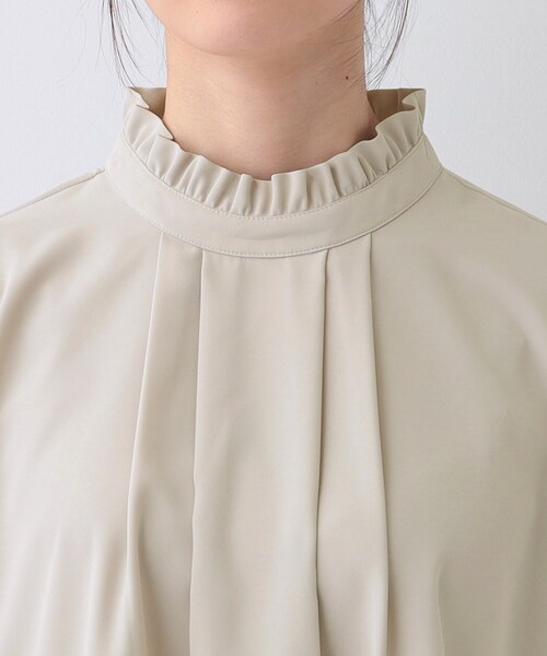 SHOO・LA・RUE（シューラルー）の「【S-3L/洗える/セレモニー】さらり軽やか スタンドカラー フリルブラウス（シャツ/ブラウス・レディース・ナチュラル/オフホワイト/ブラック・01/02/03/04/05）」の19枚目の写真