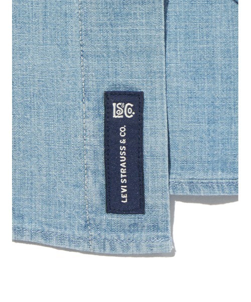 Levi's(リーバイス)の「Levi's/リーバイス BLUETAB(TM) シャンブレーワークシャツ(シャツ/ブラウス・メンズ・ライトインディゴブルー・M/L/XL/S)」の3枚目の写真