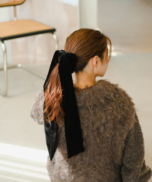 Kastane（カスタネ）の「*ベロアリボンシュシュSET（シュシュ・レディース・ブラック・FREE）」の2枚目の写真