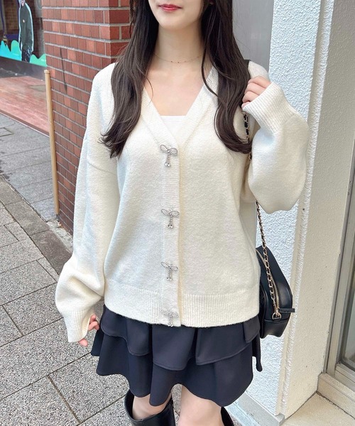 INGNI(イング)の「もちもちリボンボタンニットカーディガン(ニット/セーター・レディース・ライトグリーン/ピンク/アイボリー/グレー・M)」の10枚目の写真