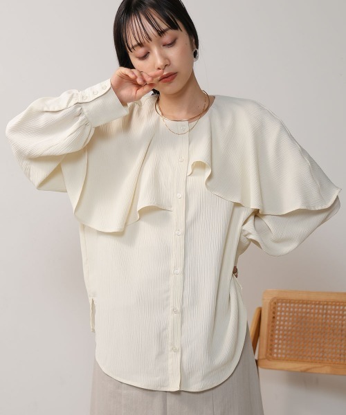 Bab(バブ)の「変形ラッフルスリーブブラウス(シャツ/ブラウス・レディース・ベージュ/ブラック/アイボリー・M)」の15枚目の写真