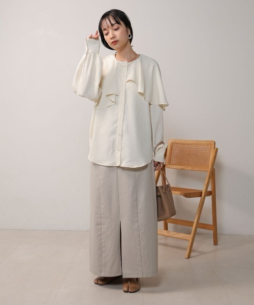 Bab(バブ)の「変形ラッフルスリーブブラウス(シャツ/ブラウス・レディース・ベージュ/ブラック/アイボリー・M)」の16枚目の写真