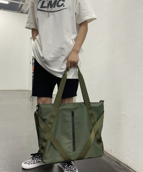 link lot(リンクロット)の「【大容量】2WAYビッグショルダートートバッグ(トートバッグ・メンズ・ブラック/グリーン・F)」の10枚目の写真