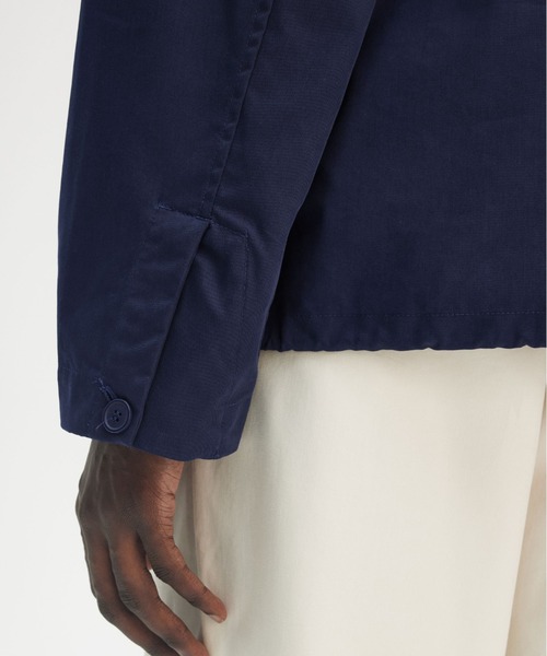 FRED PERRY(フレッドペリー)の「Overhead Smock Jacket/フード付きスモックジャケット(ブルゾン・メンズ・ブルー・S/M/L)」の9枚目の写真