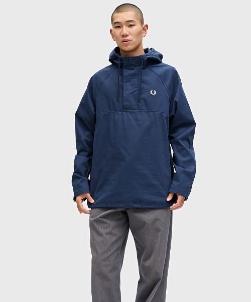 FRED PERRY(フレッドペリー)の「Overhead Smock Jacket/フード付きスモックジャケット(ブルゾン・メンズ・ブルー・S/M/L)」の19枚目の写真
